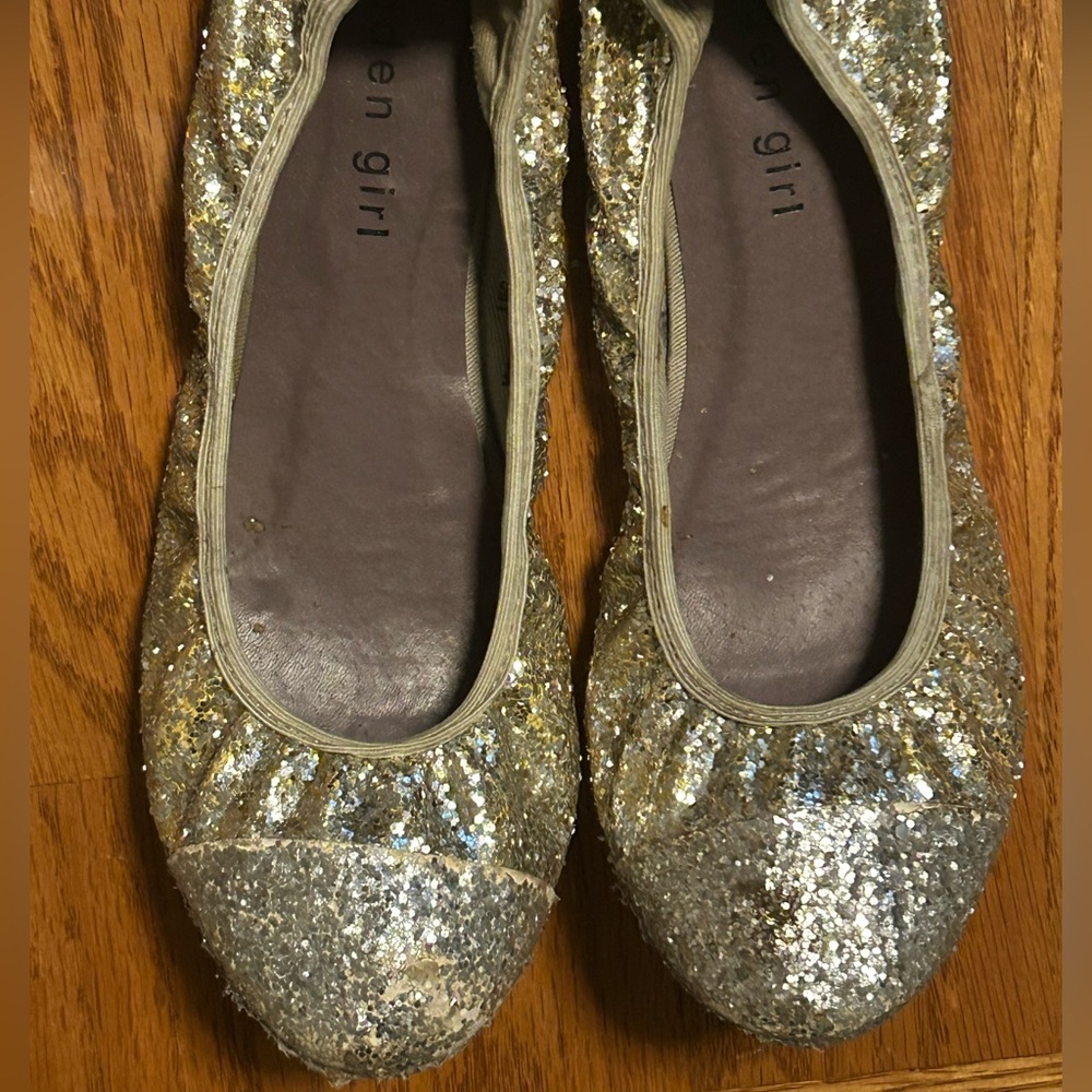Madden Girl glitter flats pewter gold tanner